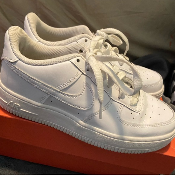 White airforces - Picture 3 of 3